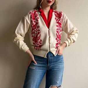 Vintage 1950s White Cardigan With Red Bird Pattern (M/L)